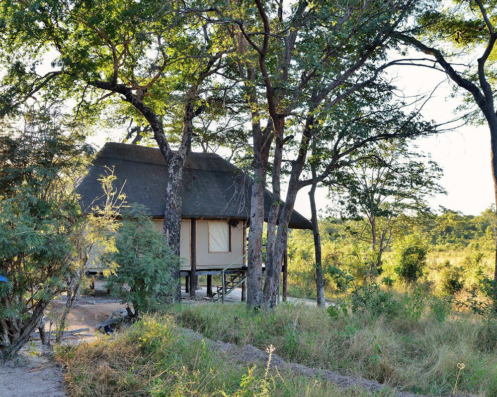 Khulu Bush Camp in Hwange National Park